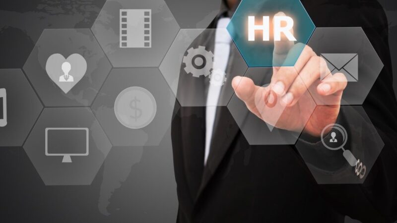 What features must look in Best hr software in UAE?